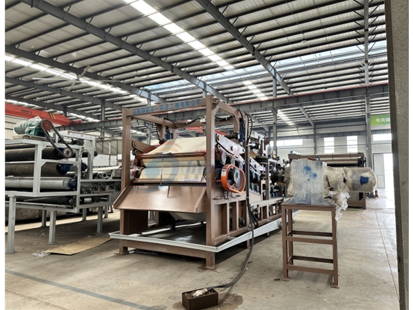 牛糞帶式脫水機(jī)（視頻）